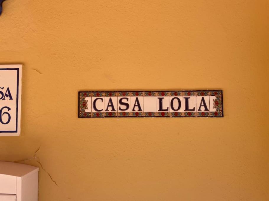 Casa Lola Conil, Azotea Al Mar Y Parking Solo Familias O Parejas Villa โกนิล เด ลาฟรอนเตรา ภายนอก รูปภาพ